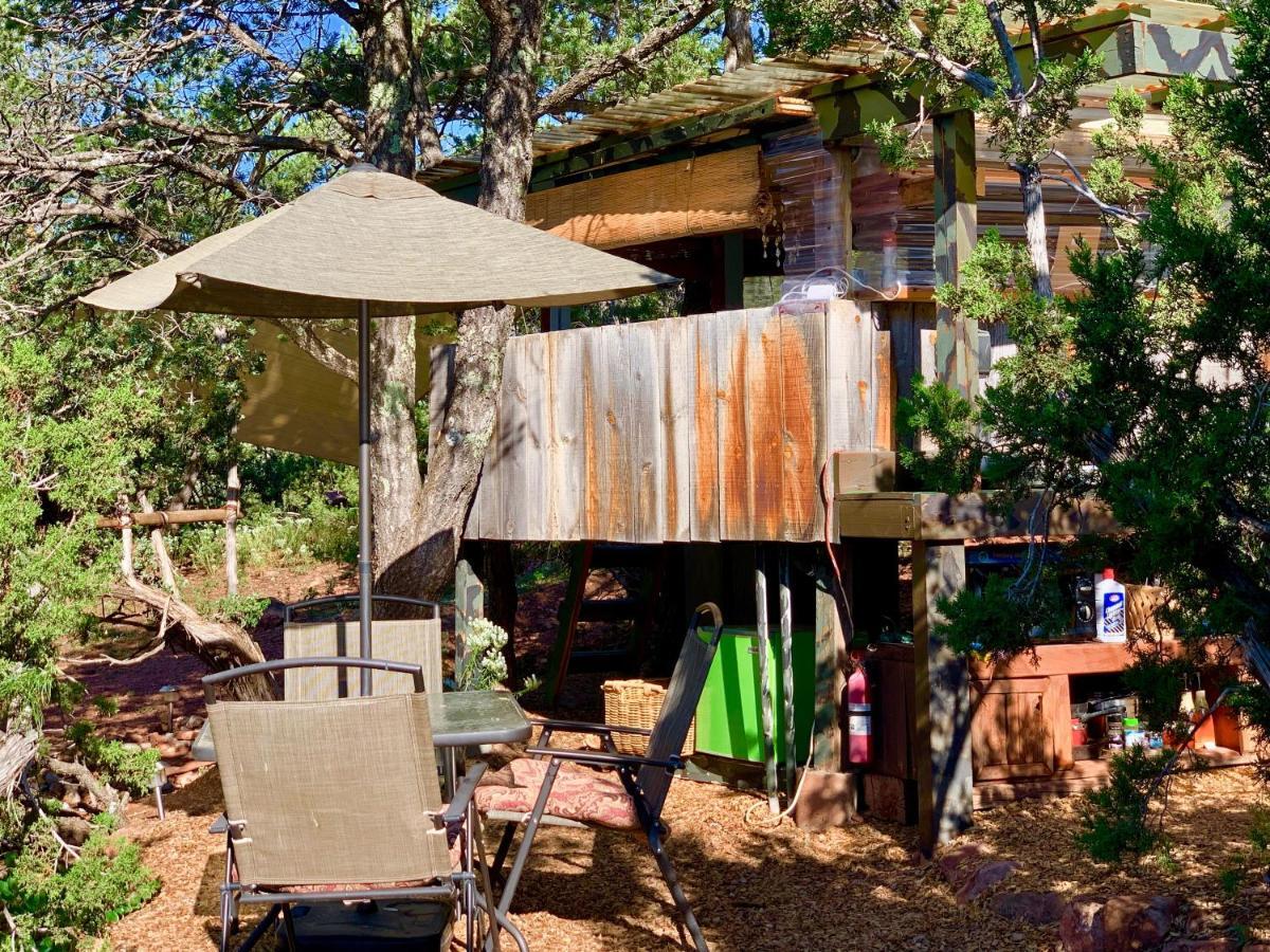 The Chi-treehouse At Sunny Mellow Eco